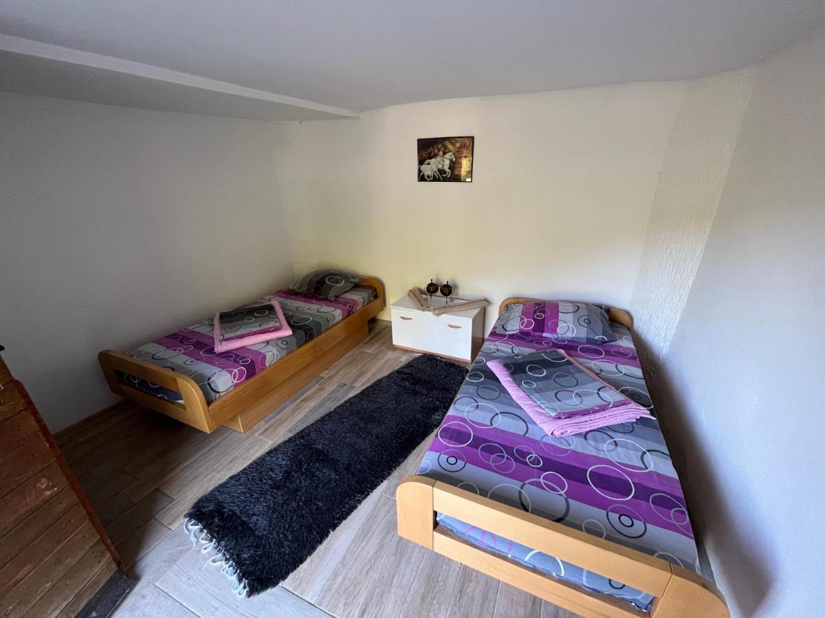 Kamp Vrbnica Hotell Plužine Exteriör bild