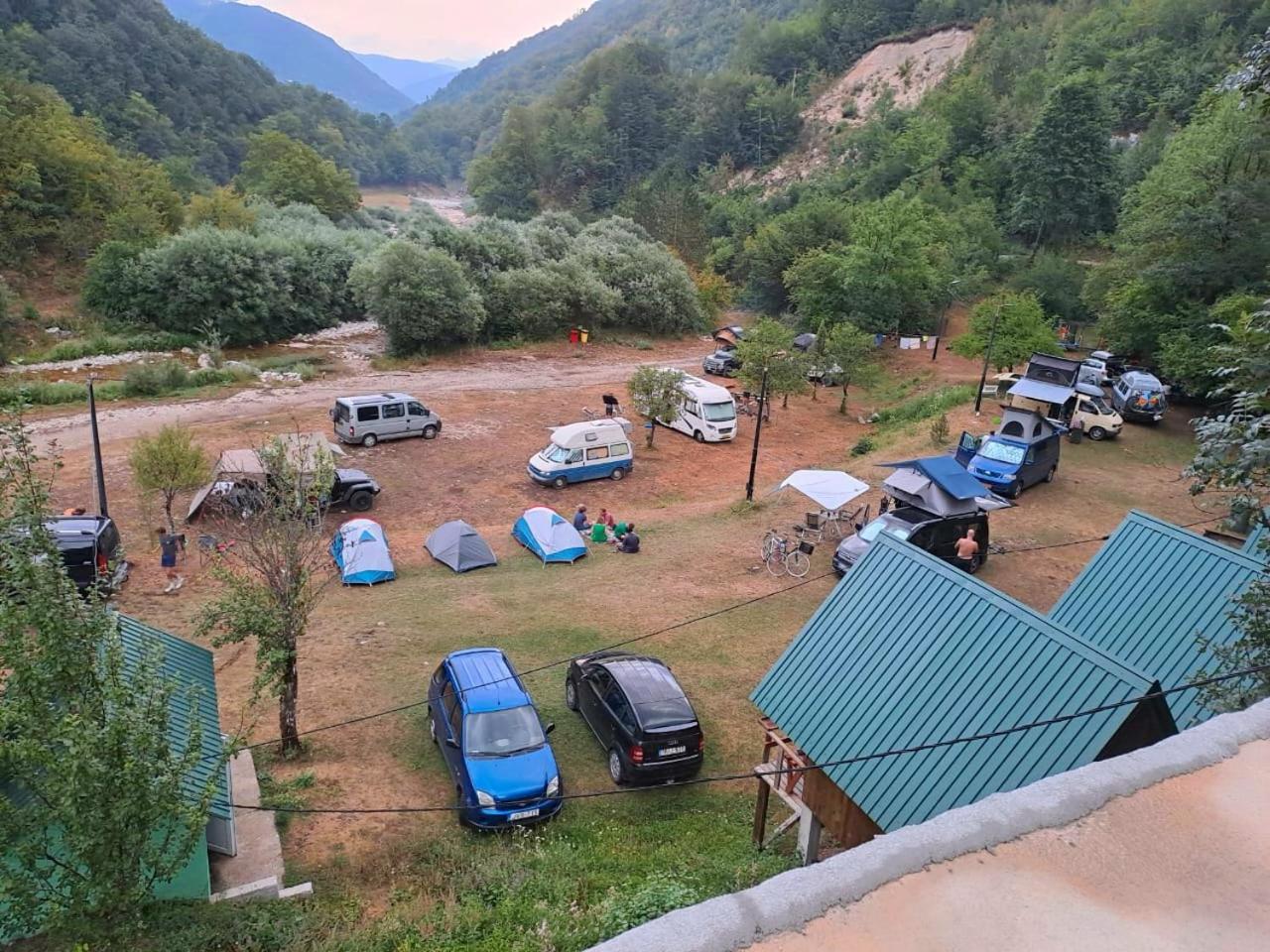Kamp Vrbnica Hotell Plužine Exteriör bild