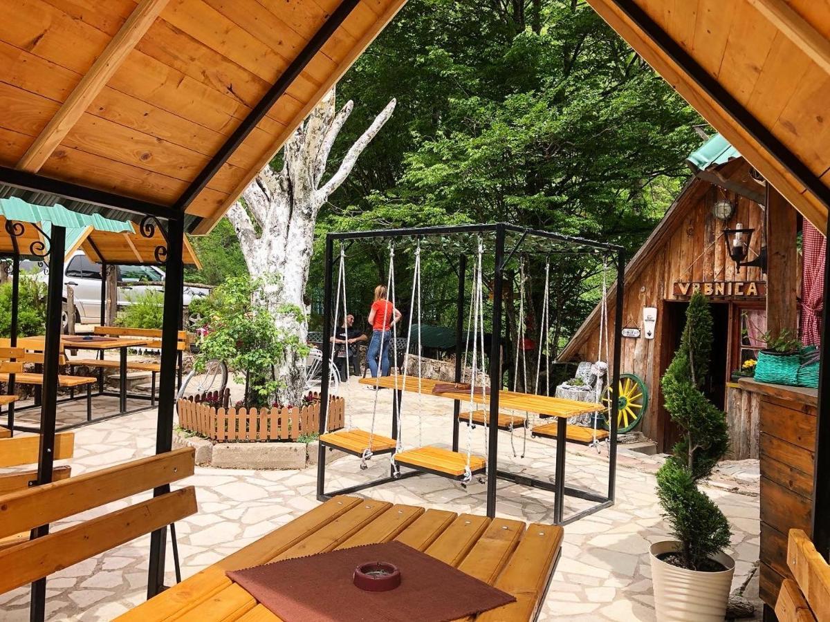 Kamp Vrbnica Hotell Plužine Exteriör bild